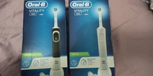 Oral B Vitality D100 CrossAction, Cepillos de dientes Eléctricos Recargables Blanco/Negro, limpieza 2D, cabezal oscila y rota
