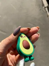 1pc de simulación nueva fruta de aguacate en forma de sonrisa llaveros de juguete aguacate clave cadenas de moda regalos de cumpleaños