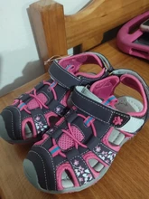 Apakowa nuevo deporte de niñas sandalias de playa de verano de los niños zapatos de bebé sandalias de dedo del pie cerrado niñas Sandalias Zapatos de los niños zapatos de la UE 21-32