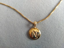 Collar de letra inicial para mujer y niña, gargantillas con 26 letras doradas, colgantes de cobre, joyería de CZ, cadena personal