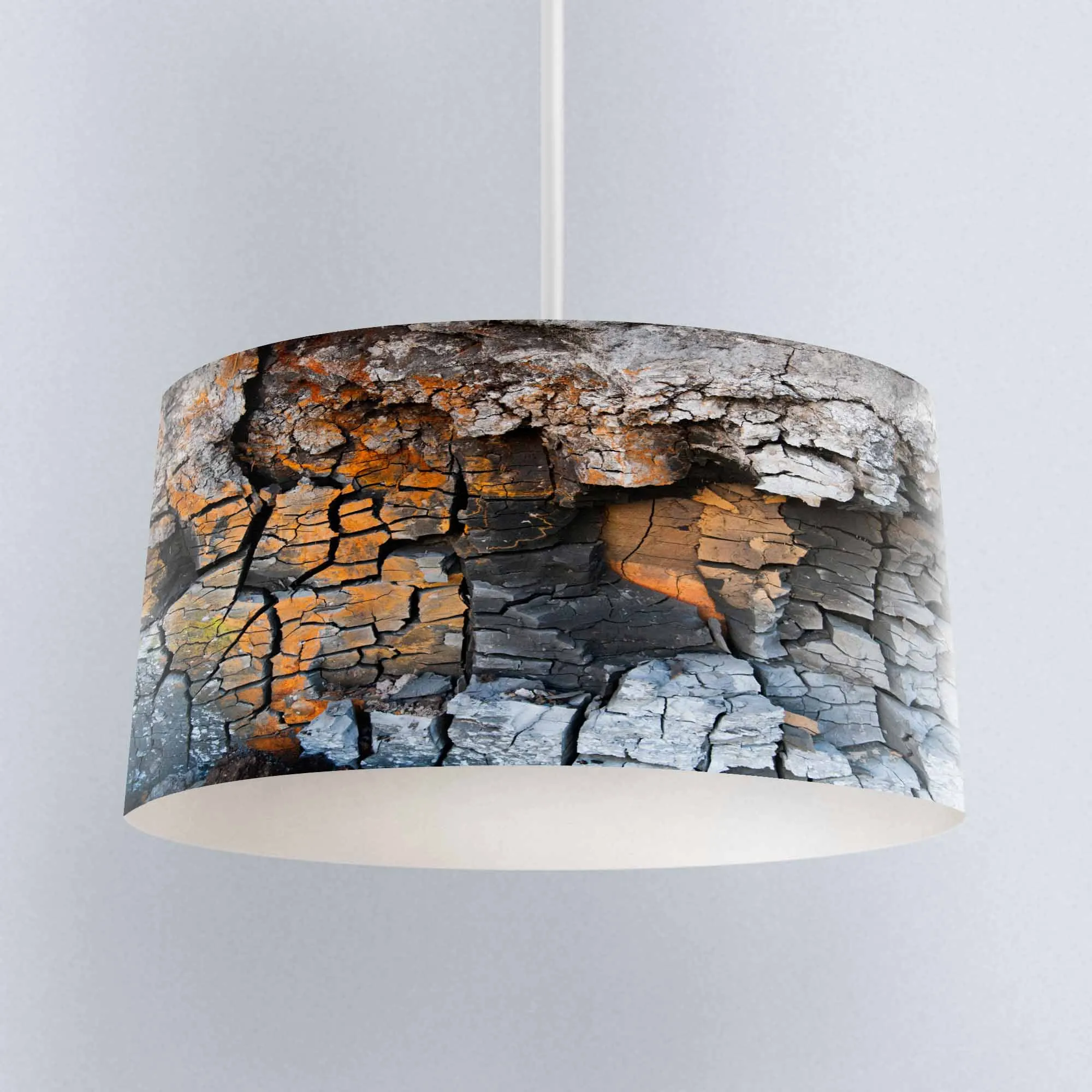 

В другом случае, стена из разбитых горных камней, цифровой печатный фотоэлемент, лампа, барабан, абажур, пол, потолок, фотоэлемент