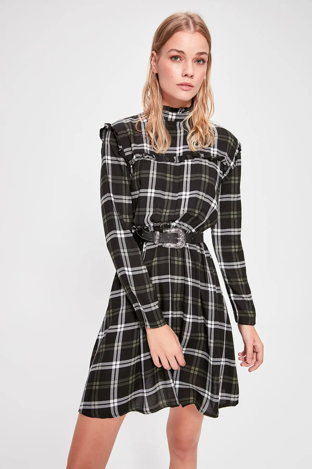 

Trendyol Black Plaid Sheer Neckline Dress TWOAW20EL1162