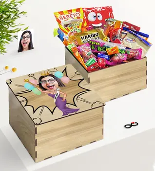 

Tailor-made In Wooden Box Miss World Caricature Of Nostalgic Lezzetler Gift set