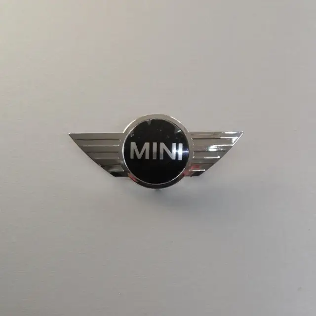 Logotipo De Minimini