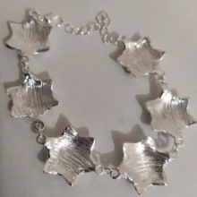 Pulseras fluorescentes de moda para mujer, brazaletes con forma de flor de estrella y corazón bonito, pulsera luminosa que brilla en la oscuridad