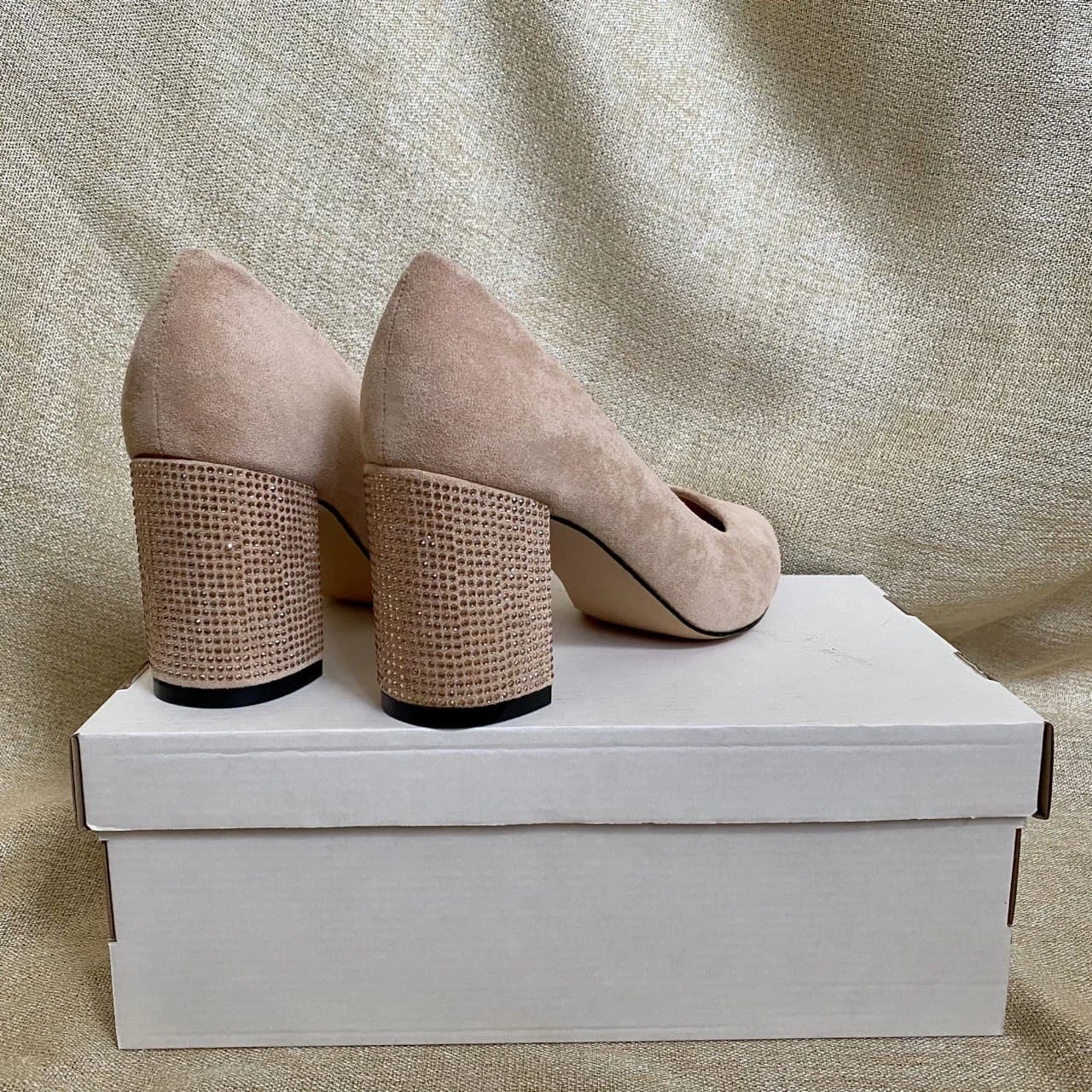 Women's Comfortable Heel Shoes Beige Low Heel Shoes New Arrival