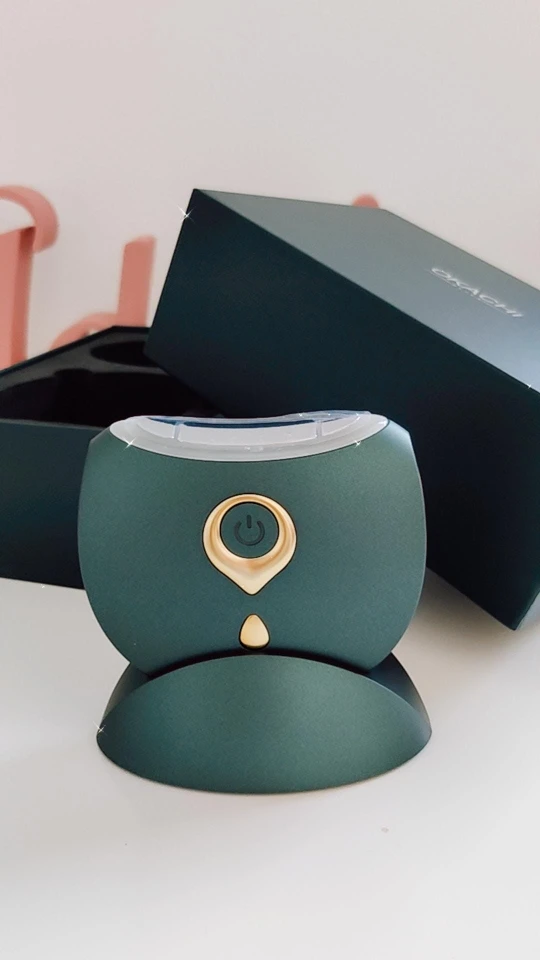 Отзыв о товаре Массажер для шеи OKACHI GLIYA, 2021 г., для массажа лица, разглаживания и удаления морщин, вибрация, холодный и горячий компресс, светодиодная подсветка, EMS терапия от пользователя A***k