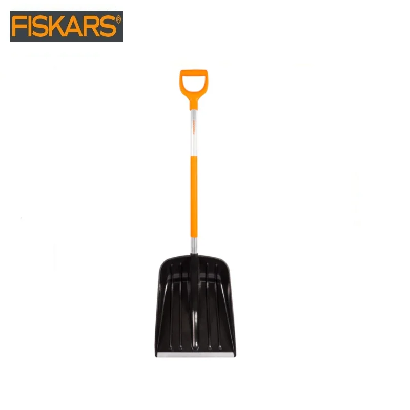 Лопата для уборки снега облегченная Fiskars SnowXpert(1003468