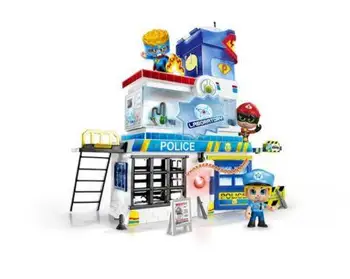 

Pin and Pon On Actiom traps at Commissioner C/toy figure