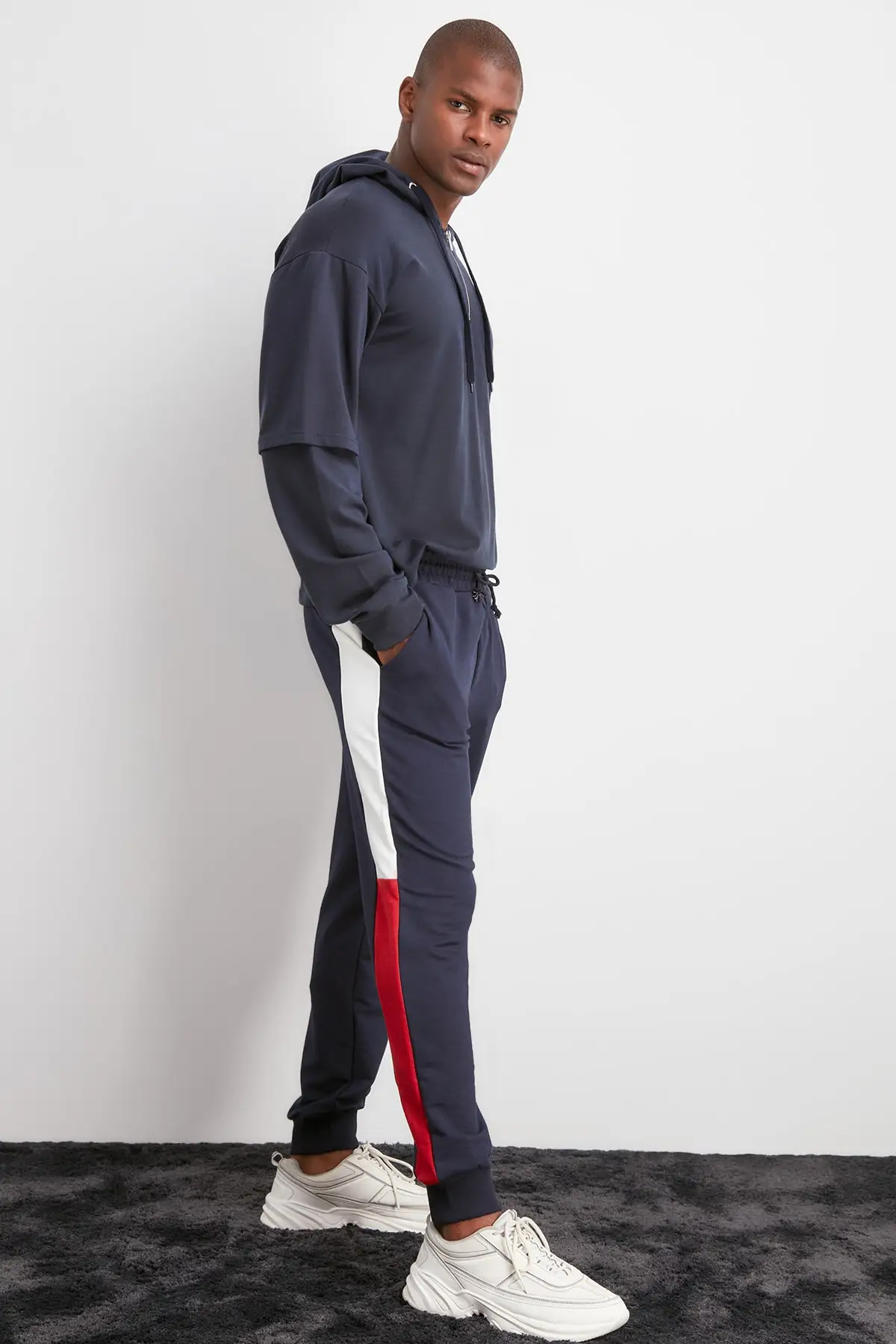 Trendyol Panelli спортивные брюки TMNAW20EA0168