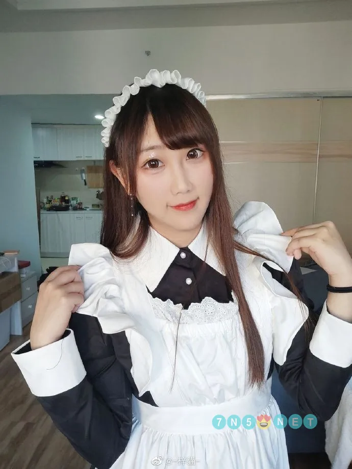 网络红人@-梓貓- 日常作品合集美图打包[600P/1.3G]-Coser吧
