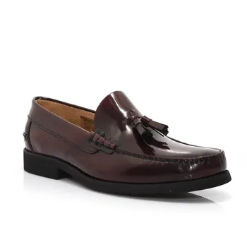 

Jakkar loafer shoe man with tassels fur burgundy rubber sole