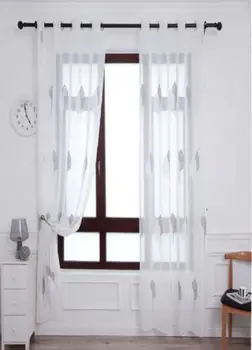 

Translucent embroidered curtains with 8 rings, 2 pieces of 140x260cm