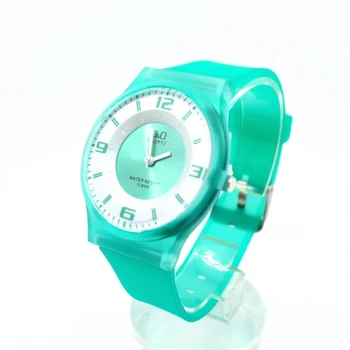 

Women's submersible bracelet watch 2020 analog Green, casual fashion.