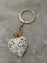 Llavero con forma de corazón de metal, reloj de metal colorido y reloj, colgante de llavero, regalo 1