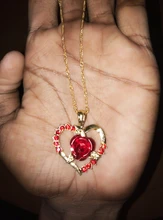 Nuevo amor corazón rojo rosa colgante, collar de mujer Color dorado para señorita gargantilla collar de joyería de moda para el Día de San Valentín regalo