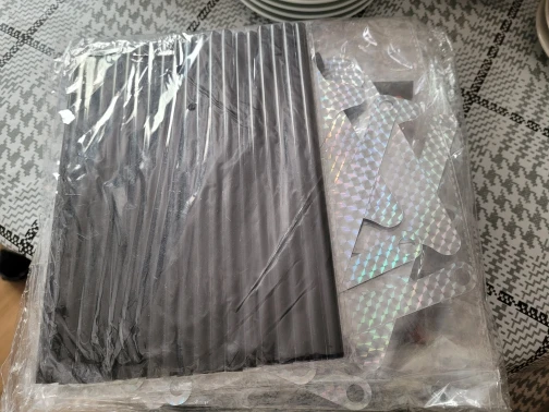 10pcs Bird Repeller Pinwheels Reflective Sparkly Bird Deterrent Windmill Protect Garden Plant Flower Garden Lawn Decoration photo review