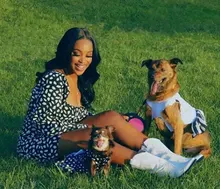 Yomagic-pelucas con onda de encaje frontal para mujer, cabello sintético de Color negro, sin pegamento, con línea de pelo Natural