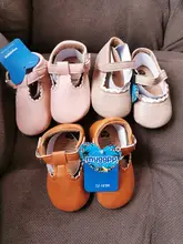 Zapatos de princesa para bebés de cuero suave lujoso para recién nacidos, mocasines para niñas, zapatos de goma con suela para bebés, antideslizantes, calados para primeros caminantes de verano