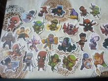 10/30/50 Uds de dibujos animados Disney pegatinas Marvel bien los Vengadores etiqueta engomada impermeable equipaje Skateboard guitarra portátil pegatinas juguete de niño