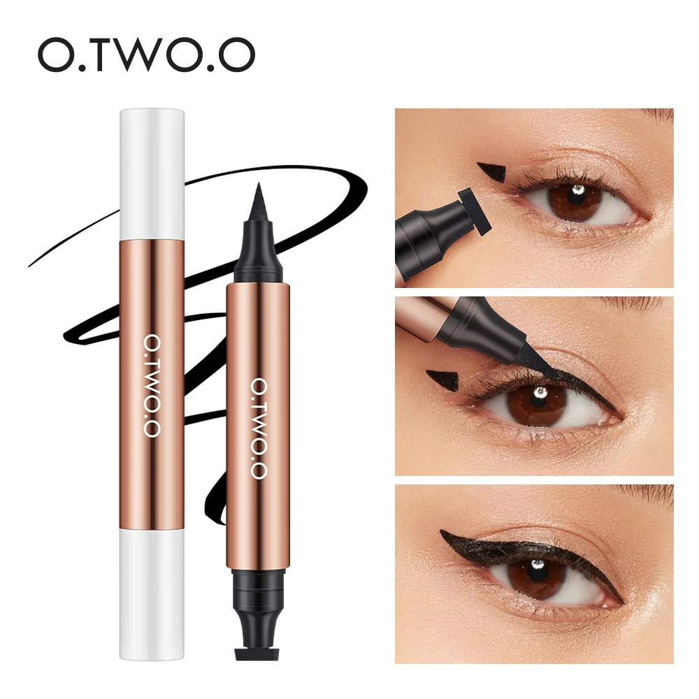 black eyeliner