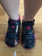 Apakowa-zapatos clásicos de moda para niños y niñas, sandalias de cuero PU para niñas pequeñas, mariposa con soporte para arco