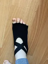 Calcetines de Yoga para mujer, medias transpirables antideslizantes sin costuras, antideslizantes, de medio dedo, para baile de Ballet