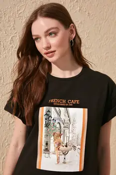 

Trendyol Printed Boyfriend Knitted T-Shirt TWOSS20TS0233
