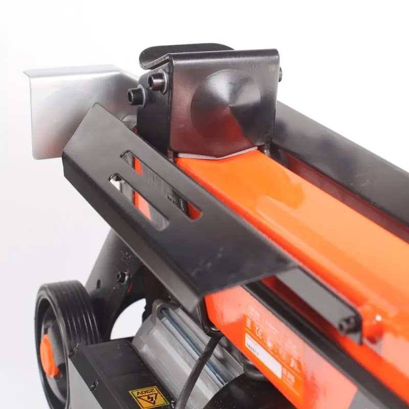 Electric splitter PATRIOT CE 3715 to split wood for firewood hatchet chopper cleaver