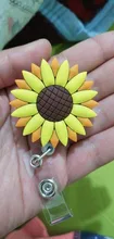 Soporte retráctil para insignia de girasoles y arcoíris para enfermera, porta tarjetas de identificación para estudiantes, placa con nombre, carrete, llavero, suministros escolares