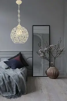 

VENON AYDINLATMA SELÇUKLU TEKLİ KASA KREM SARI PATİNE AVİZE