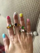 HUANZHI-Conjunto de anillos redondos de resina acrílica para mujer, colorido, Diamante de imitación cuadrado geométrico, regalo de viaje, 2021