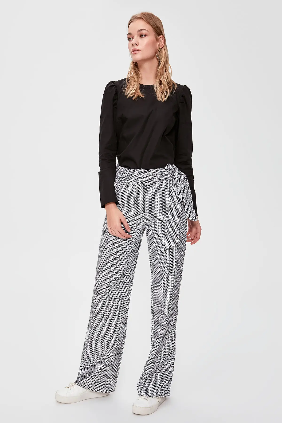 Trendyol Lacing Detailed Pants TWOAW20PL0281