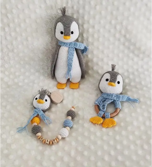 

Newborn baby Amigurumi baby doll Organic toy set Penguin animal rattle teether sleep companion Pacifier chain gift knitting baby