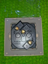 Coswall-Panel de alimentación de vidrio templado para pared, enchufe con conexión a tierra 16A, enchufe europeo, ruso, España, con cerradura protectora para niños