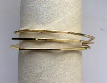 2020 oro nuevo Metal aleación flecha enlace cadena brazalete torcido nuevo tres capas romántico abierto brazalete/pulsera Set para mujeres