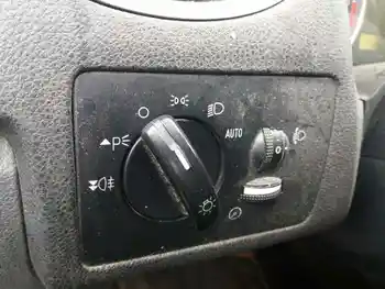 

4M5T13A024CA control lights FORD FOCUS saloon (CAP)