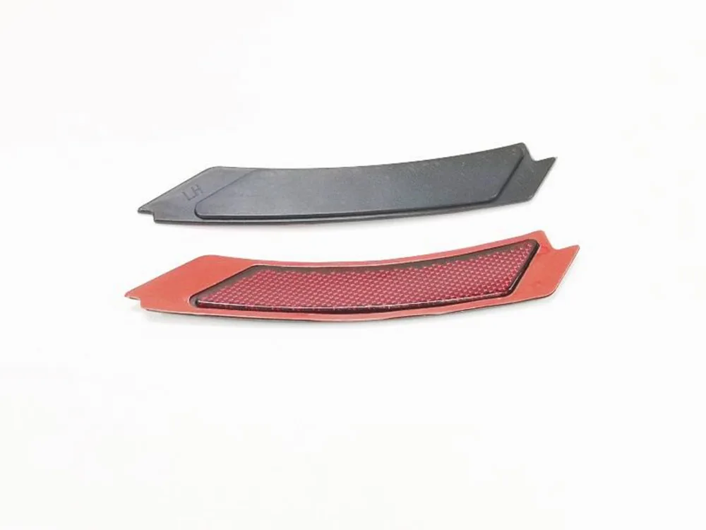14572 Red Front Bumper Side Reflector For BMW E90 E91 LCI 3