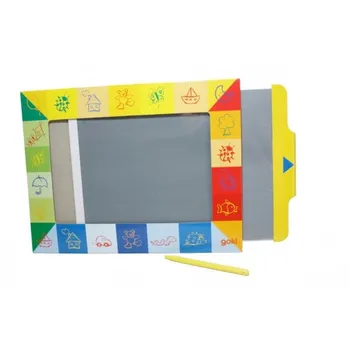 

Magic board that is erased pulling the tab. Measurements: 19x27 cm.