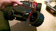 Coche todoterreno teledirigido 2WD 1/14 de alta velocidad, vehículo de carreras de 2,4 Ghz, camión monstruo eléctrico, juguetes de regalo para niños