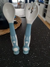 Juego de utensilios para niños pequeños, cuchara y tenedor para bebé, juego de cubiertos de entrenamiento de alimentación con caja para uso en interiores y exteriores