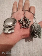 LLavero de depredador alienígena, máscara de AVP, llaveros para bolsos, llavero de coche, joyería
