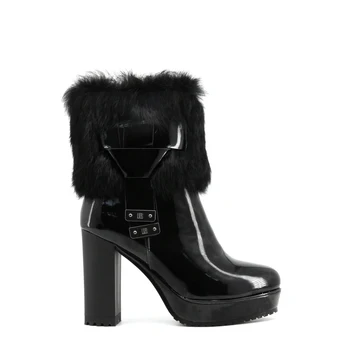 

Laura Biagiotti 5126L Women Black 93642. Color: Black, Size: EU 41Laura Biagiotti8053340369889