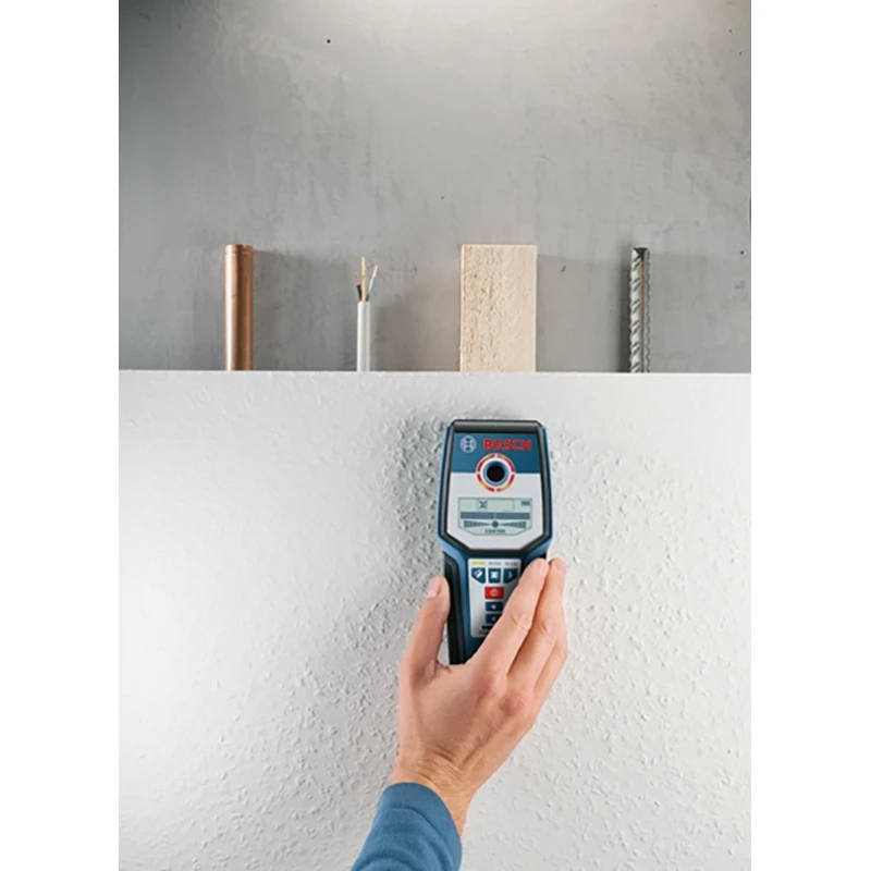 Металлоискатель Bosch GMS 120 Prof (Глубина обнаружения стали/меди/дерева/электропроводов под напряжением - 120/80/38/50 мм, погрешность ±5 мм)