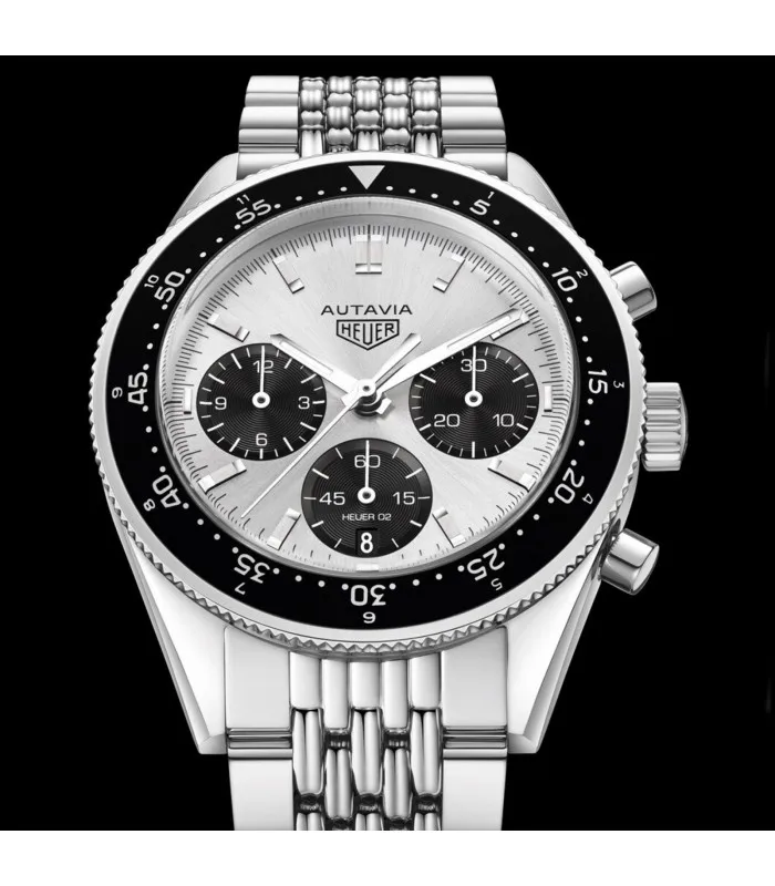 Часы с хронографом TAG HEUER HERITAGE CALIBRE HEUER 02 CBE2111.BA0687