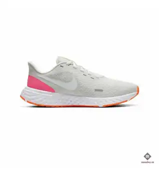 

Nike Revolution 5 trainers