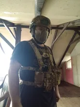 Nueva táctica máscaras de Airsoft Paintball CS plegable media cara de acero de bajo carbono de malla de estilo militar cómodo oreja máscara protectora