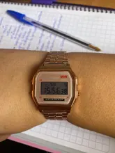 Reloj de pulsera Digital LED para hombre y mujer, cronógrafo Retro de negocios, con correa de acero, dorado