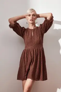 

Trendyol Collar Detail Dress TWOAW21EL1308