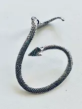 2021 nueva 1 par de diamantes de imitación brazalete de oído de pendiente perforación dorada pinzas para orejas cartílago declaración clip aretes para las mujeres pendientes de